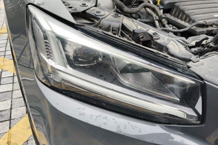 Used Audi Q2L 2021 35 TFSI Progressive Dynamic Edition Right Front Headlight