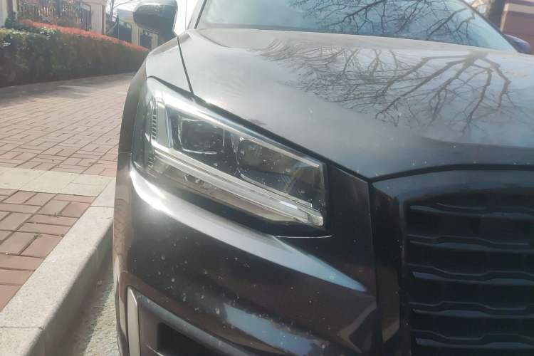 Used Audi Q2L 2021 35 TFSI Progressive Dynamic Edition Right Front Headlight