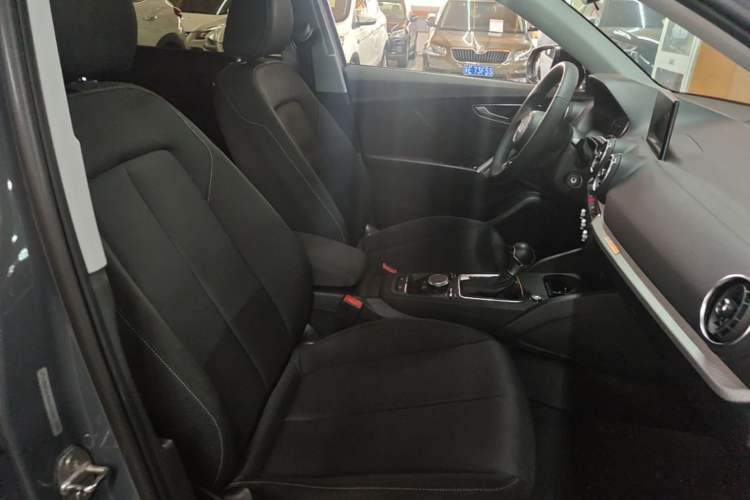 Used Audi Q2L 2021 35 TFSI Progressive Dynamic Edition Right Front Seat