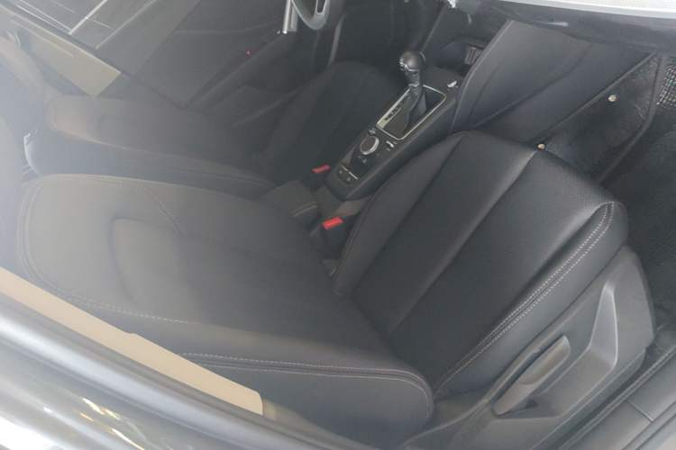 Used Audi Q2L 2021 35 TFSI Progressive Dynamic Edition Right Front Seat