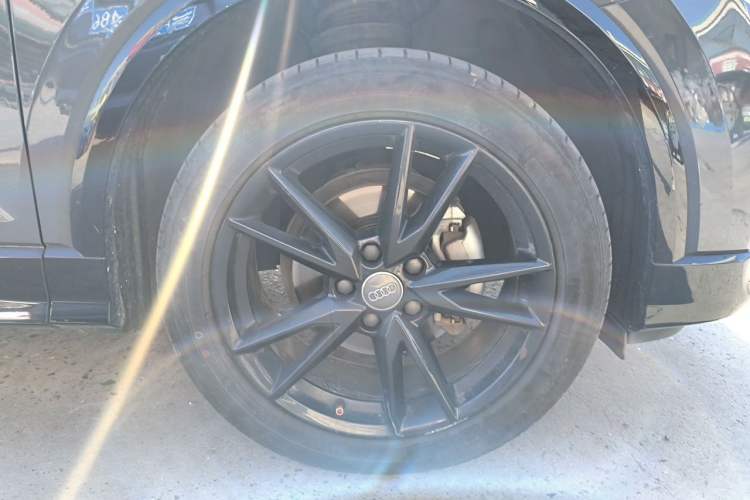 Used Audi Q2L 2021 35 TFSI Fashion Dynamic Model Right Front Wheel Hub