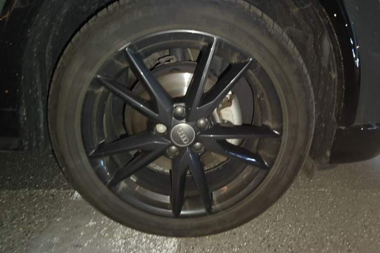 Used Audi Q2L 2021 35 TFSI Progressive Dynamic Edition Right Front Wheel Hub