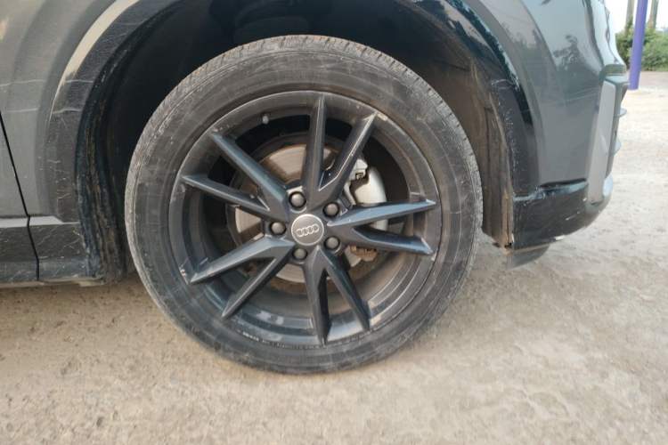Used Audi Q2L 2021 35 TFSI Progressive Dynamic Edition Right Front Wheel Hub