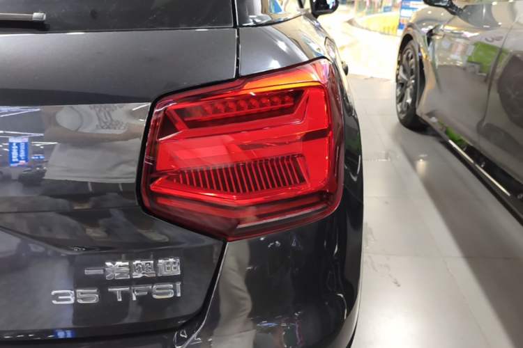 Used Audi Q2L 2021 35 TFSI Progressive Dynamic Edition Right Rear Taillight