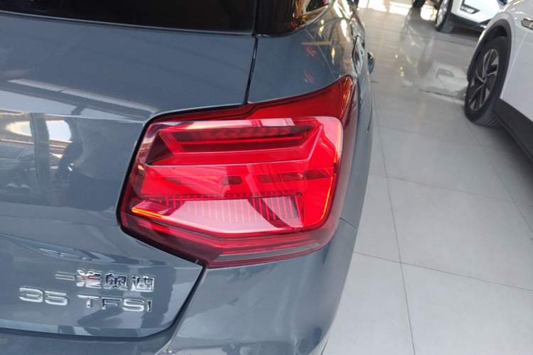 Used Audi Q2L 2021 35 TFSI Progressive Dynamic Edition Right Rear Taillight