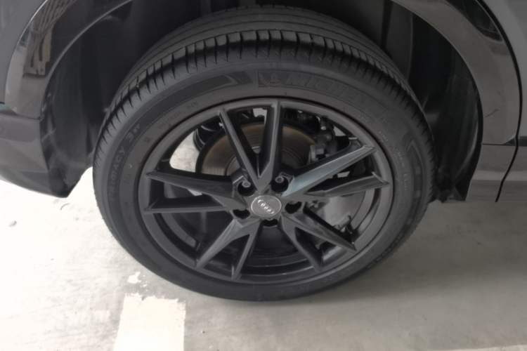 Used Audi Q2L 2021 35 TFSI Progressive Dynamic Edition Right Rear Wheel Hub
