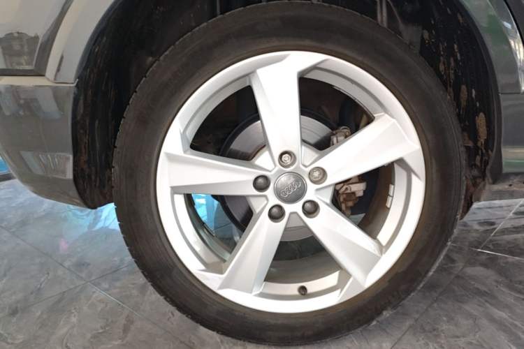 Used Audi Q2L 2021 35 TFSI Fashionable and Elegant Model Right Rear Wheel Hub