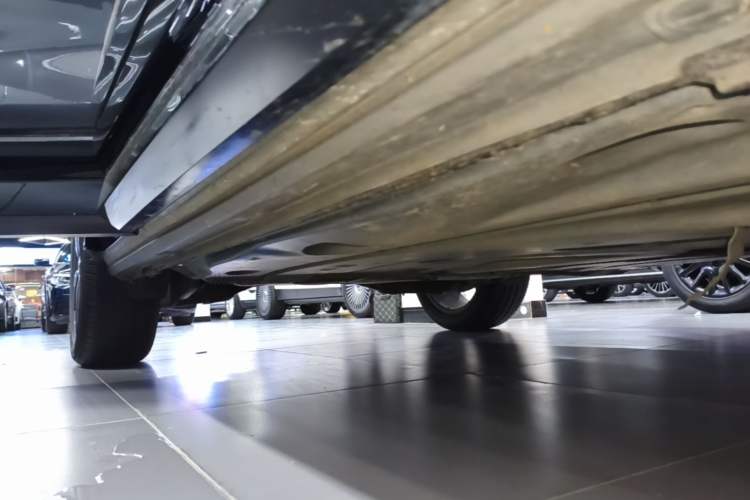 Used Audi Q2L 2021 35 TFSI Progressive Dynamic Edition Right Side Sill