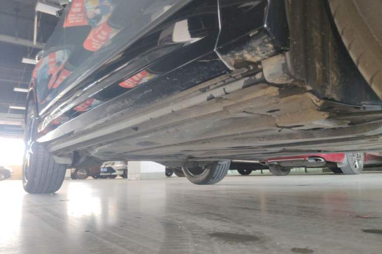 Used Audi Q2L 2021 35 TFSI Progressive Dynamic Edition Right Side Sill