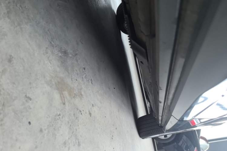 Used Audi Q2L 2021 35 TFSI Fashionable and Elegant Model Right Side Sill