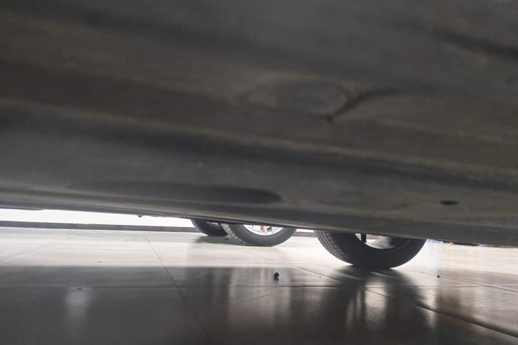 Used Audi Q2L 2021 35 TFSI Progressive Dynamic Edition Right Side Sill