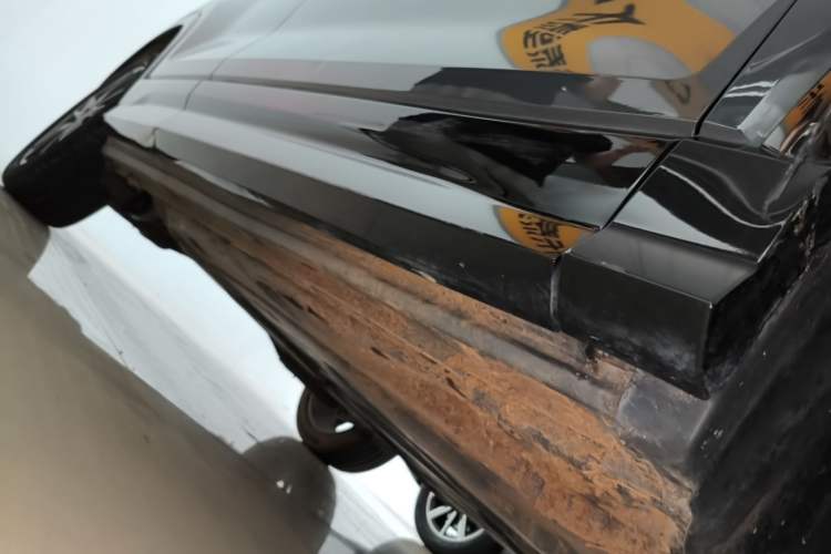 Used Audi Q2L 2021 35 TFSI Progressive Dynamic Edition Right Side Sill