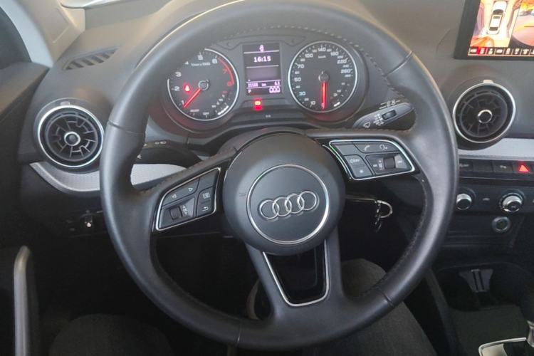 Used Audi Q2L 2021 35 TFSI Progressive Dynamic Edition Steering Wheel