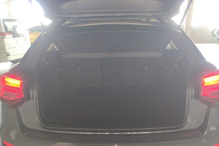 Used Audi Q2L 2021 35 TFSI Progressive Dynamic Edition Trunk