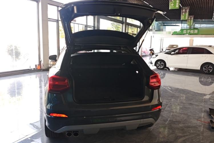 Used Audi Q2L 2021 35 TFSI Fashionable and Elegant Model Trunk