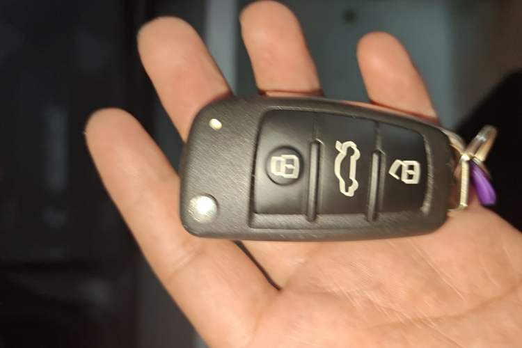 Used Audi Q2L 2021 35 TFSI Progressive Dynamic Edition Vehicle Key