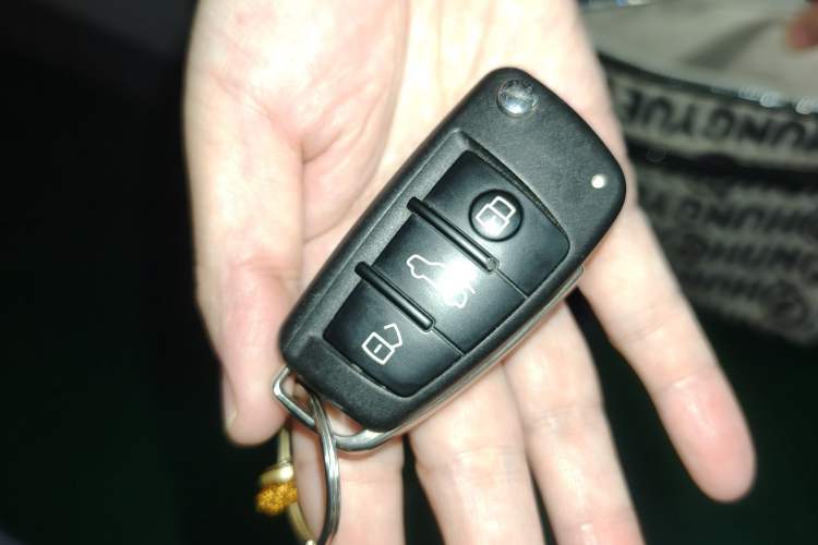 Used Audi Q2L 2021 35 TFSI Fashion Dynamic Model Vehicle Key