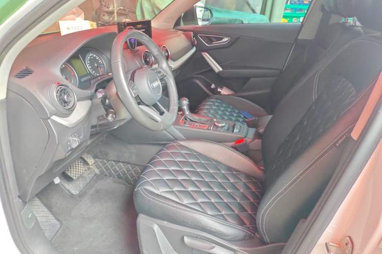 Used Audi Q2L 2021 35 TFSI Progressive Dynamic Edition Driver Seat