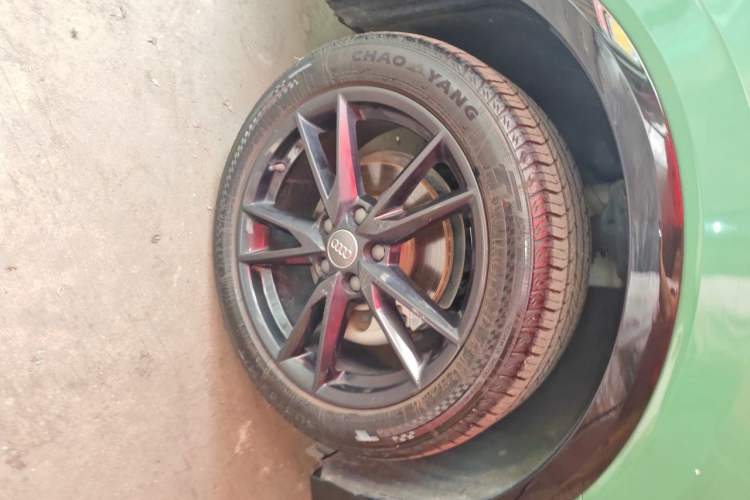 Used Audi Q2L 2021 35 TFSI Progressive Dynamic Edition Right Front Wheel Hub