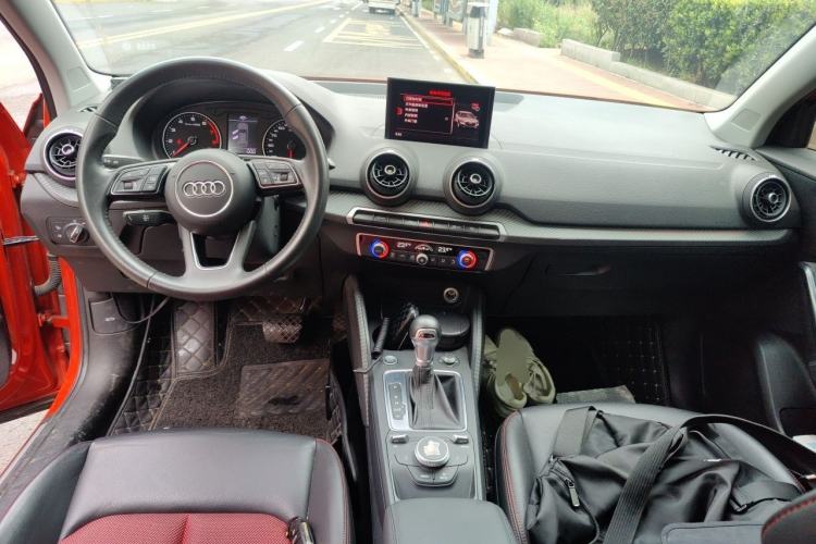 Used Audi Q2L 2021 35 TFSI Fashion Dynamic Model Center Console
