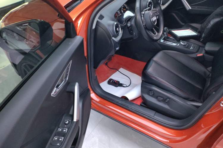 Used Audi Q2L 2021 35 TFSI Progressive Dynamic Edition Driver Seat