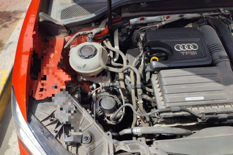 Used Audi Q2L 2021 35 TFSI Fashion Dynamic Model Engine Bay Right