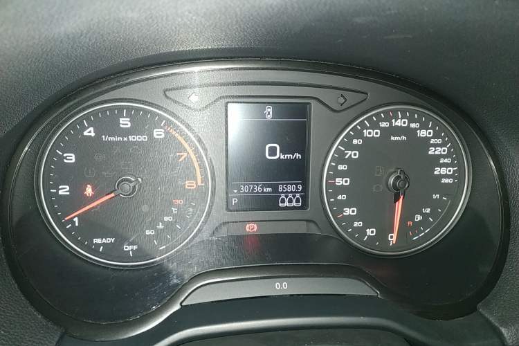 Used Audi Q2L 2021 35 TFSI Progressive Dynamic Edition Instrument Cluster