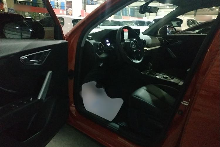 Used Audi Q2L 2021 35 TFSI Progressive Dynamic Edition Interior 3
