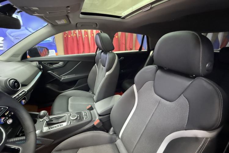 Used Audi Q2L 2021 35 TFSI Fashion Dynamic Model Interior 4