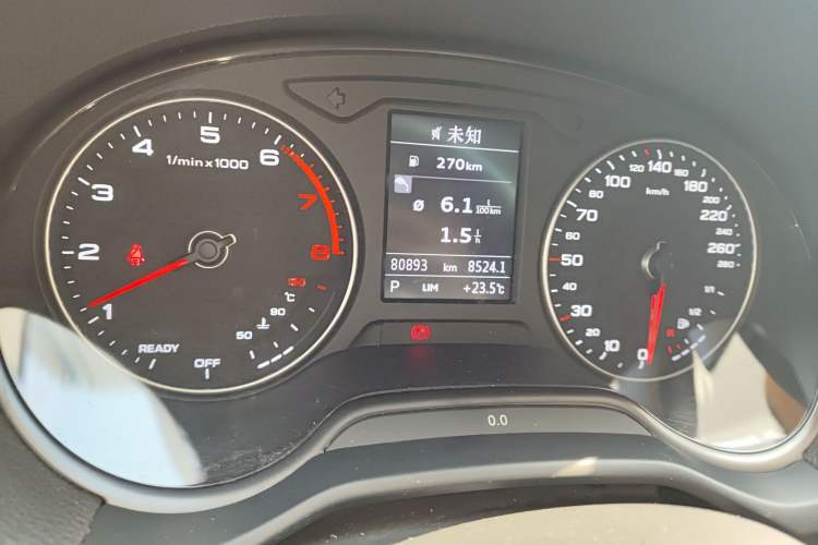 Used Audi Q2L 2021 35 TFSI Progressive Dynamic Edition Odometer Close Up