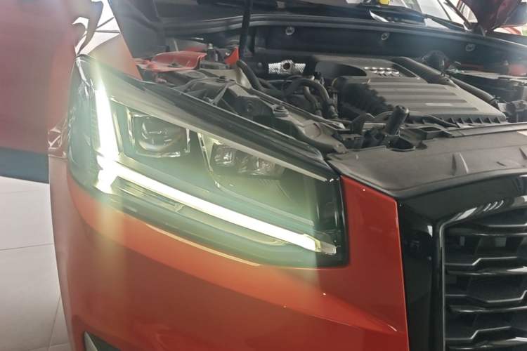 Used Audi Q2L 2021 35 TFSI Fashion Dynamic Model Right Front Headlight