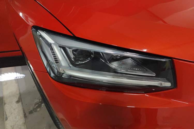 Used Audi Q2L 2021 35 TFSI Fashion Dynamic Model Right Front Headlight