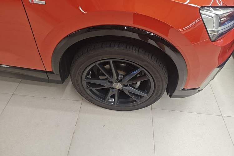 Used Audi Q2L 2021 35 TFSI Progressive Dynamic Edition Right Front Wheel Hub
