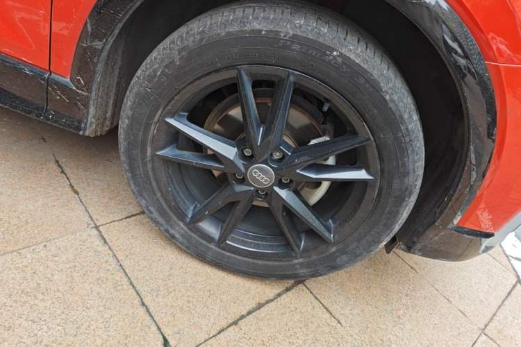 Used Audi Q2L 2021 35 TFSI Progressive Dynamic Edition Right Front Wheel Hub