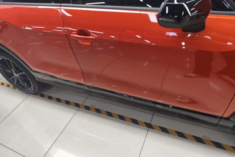 Used Audi Q2L 2021 35 TFSI Progressive Dynamic Edition Right Side Sill
