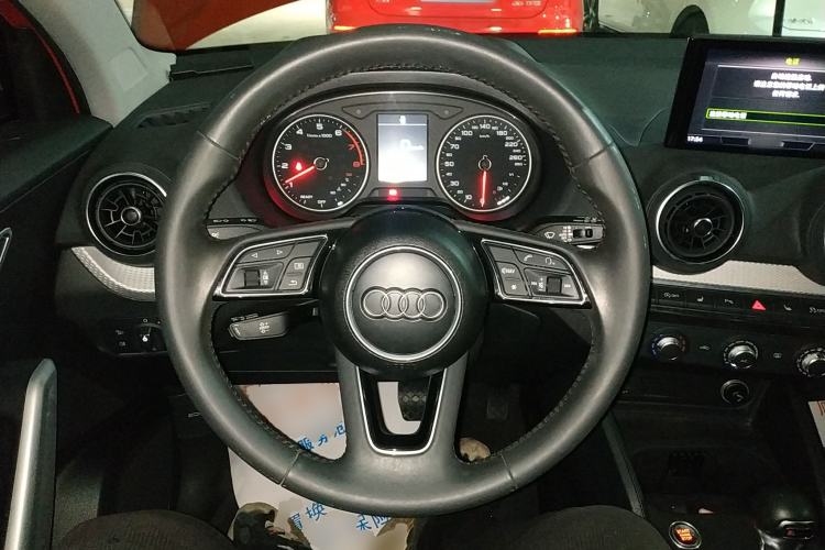 Used Audi Q2L 2021 35 TFSI Progressive Dynamic Edition Steering Wheel