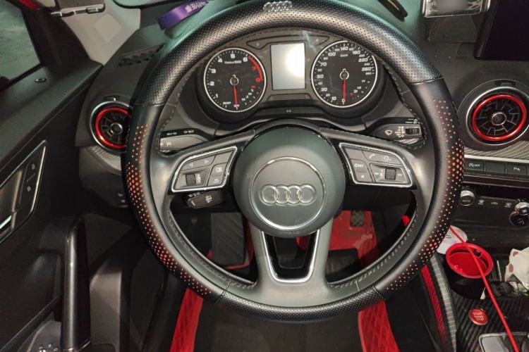 Used Audi Q2L 2021 35 TFSI Fashion Dynamic Model Steering Wheel
