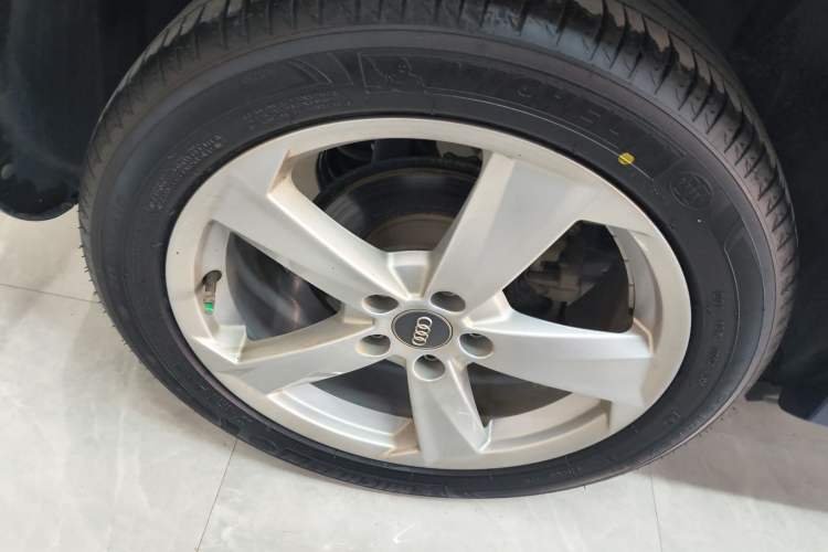 Used Audi Q2L 2021 35 TFSI Fashionable and Elegant Model Right Rear Wheel Hub