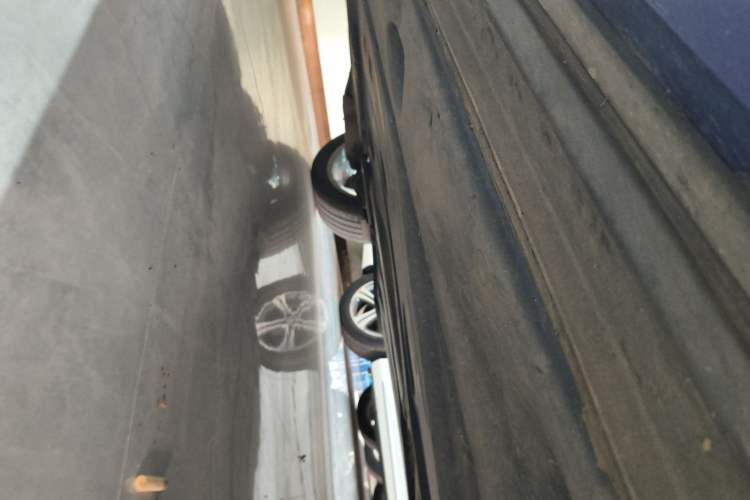 Used Audi Q2L 2021 35 TFSI Fashionable and Elegant Model Right Side Sill