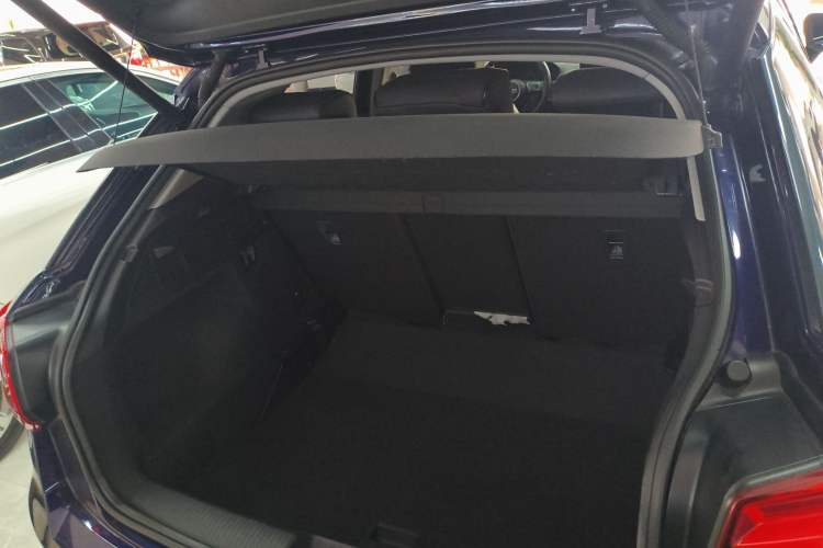 Used Audi Q2L 2021 35 TFSI Fashionable and Elegant Model Trunk