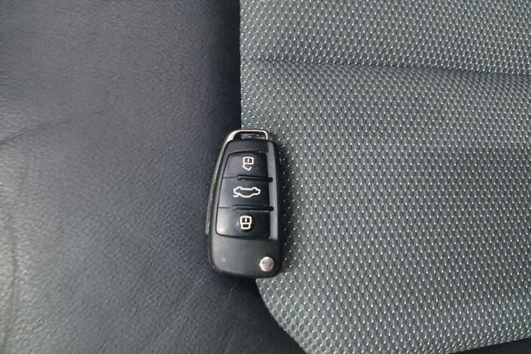 Used Audi Q2L 2021 35 TFSI Fashionable and Elegant Model Vehicle Key
