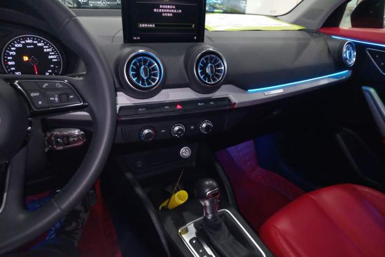 Used Audi Q2L 2021 35 TFSI Progressive Dynamic Edition Audio And AC Panel