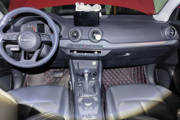 Used Audi Q2L 2021 35 TFSI Fashion Dynamic Model Center Console