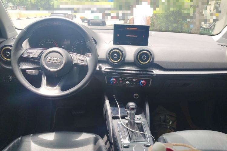 Used Audi Q2L 2021 35 TFSI Fashionable and Elegant Model Center Console