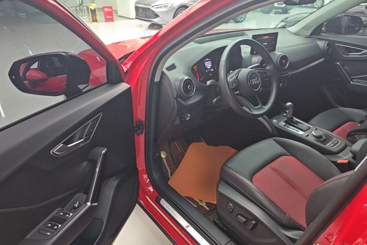 Used Audi Q2L 2021 35 TFSI Fashion Dynamic Model Driver Seat