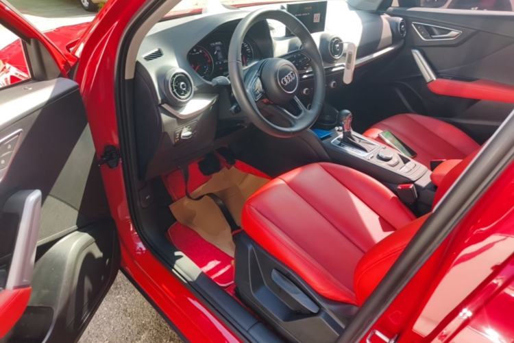 Used Audi Q2L 2021 35 TFSI Progressive Dynamic Edition Driver Seat