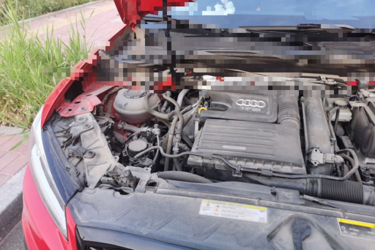 Used Audi Q2L 2021 35 TFSI Progressive Dynamic Edition Engine Bay Right