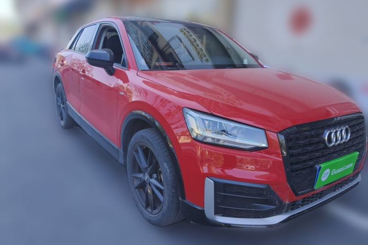 Used Audi Q2L 2021 35 TFSI Progressive Dynamic Edition Front Right 45 Deg