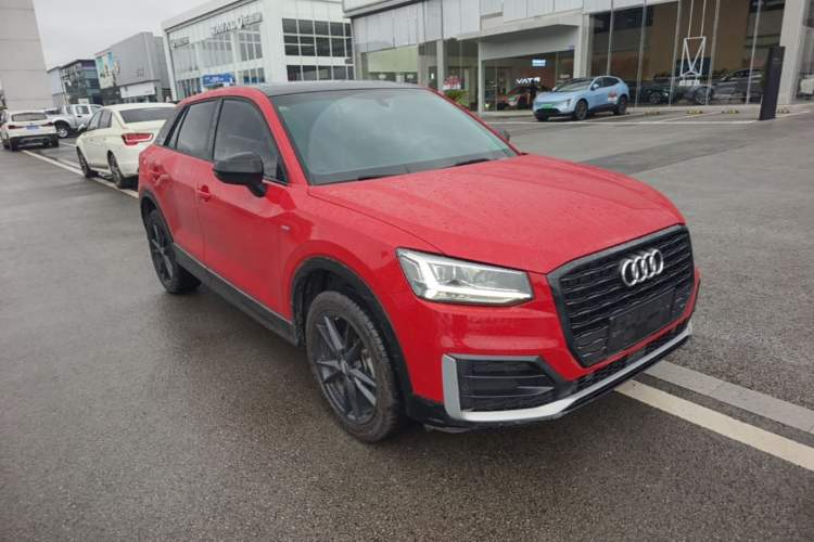Used Audi Q2L 2021 35 TFSI Fashion Dynamic Model Front Right 45 Deg
