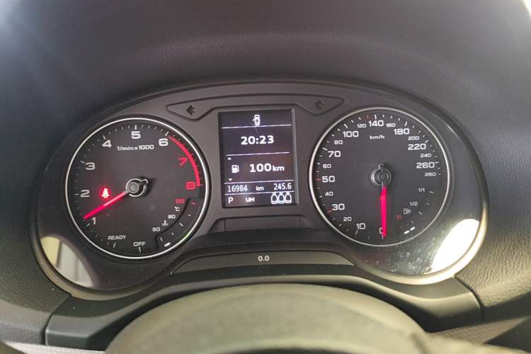 Used Audi Q2L 2021 35 TFSI Progressive Dynamic Edition Instrument Cluster
